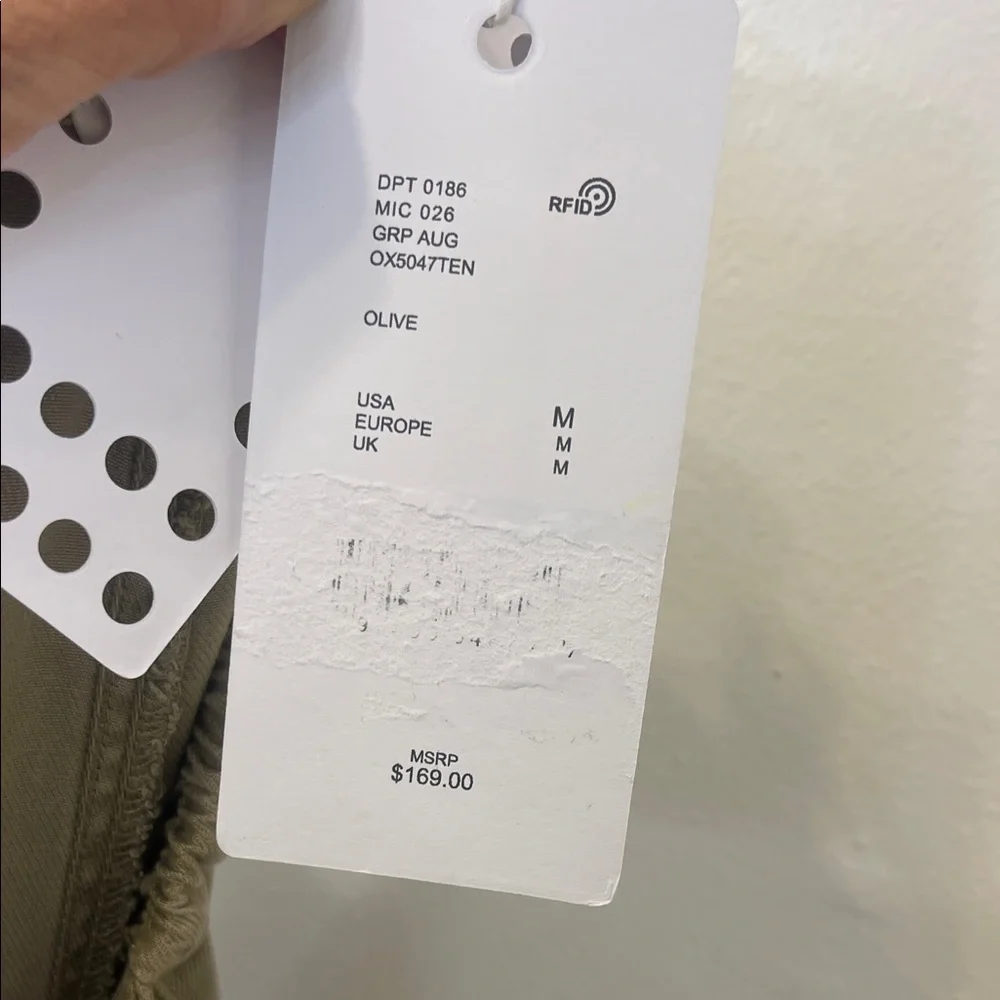 Le’AL.X Women's Tan Cargo Joggers Medium Waist 15”-17” Inseam 28” NWT - Picture 11 of 13